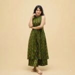 WOMEN SLEEVLESS KURTA SET - Image 2