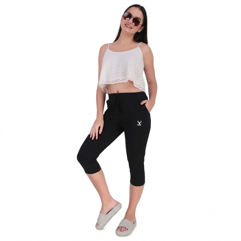 blck capri WOMEN'S CAPRI PANT - Image 1