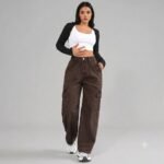 WOMEN'S CARGO JEANS - Image 4